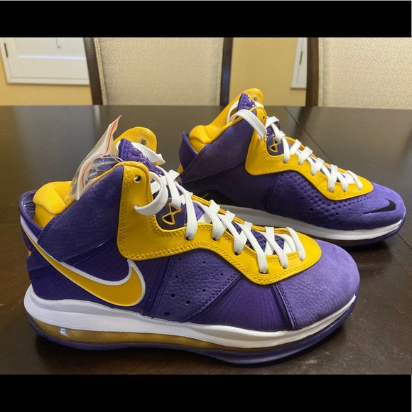 lebron lakers sneaker